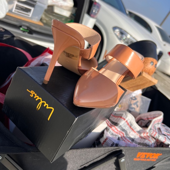 Lulu pointed toe heels - Picture 5 of 9